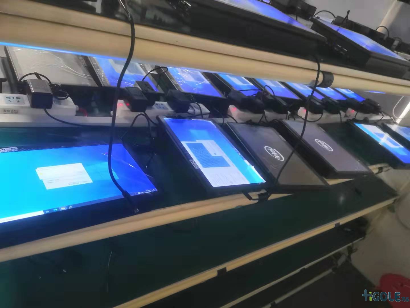 工业平板电脑触摸屏